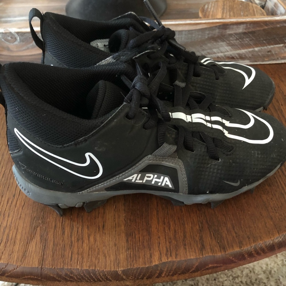 Nike Alpha Menace 3.5 Shark Youth Football Cleats Black never used